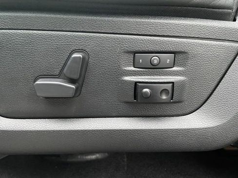 Used 2017 RAM 1500 Limited image 10