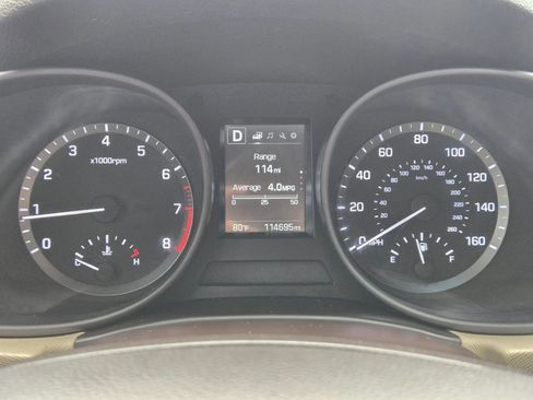 Used 2017 Hyundai Santa Fe Sport FWD image 13