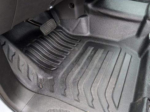 Certified 2024 Chevrolet Silverado 1500 W/T w/ WT Fleet Convenience Package image 32