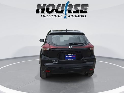 Used 2021 Nissan Kicks SV FWD image 7