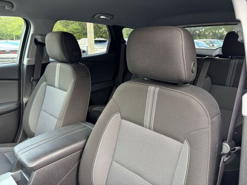 Used 2025 Chevrolet Blazer LT FWD image 36