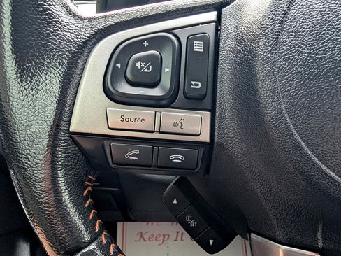 Used 2017 Subaru Crosstrek 2.0i Premium image 16