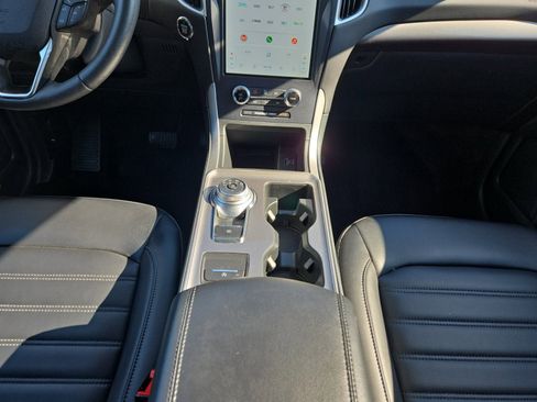 Certified 2024 Ford Edge SEL w/ Convenience Package image 21