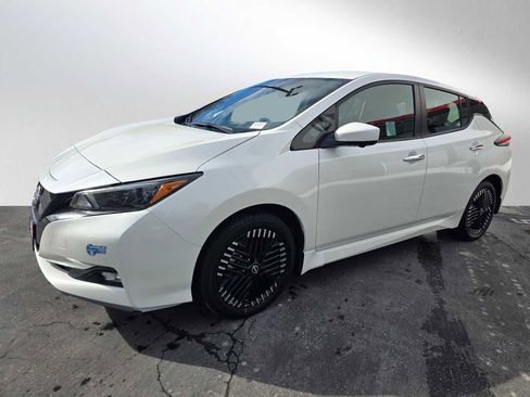 Used 2023 Nissan Leaf SV Plus image 7