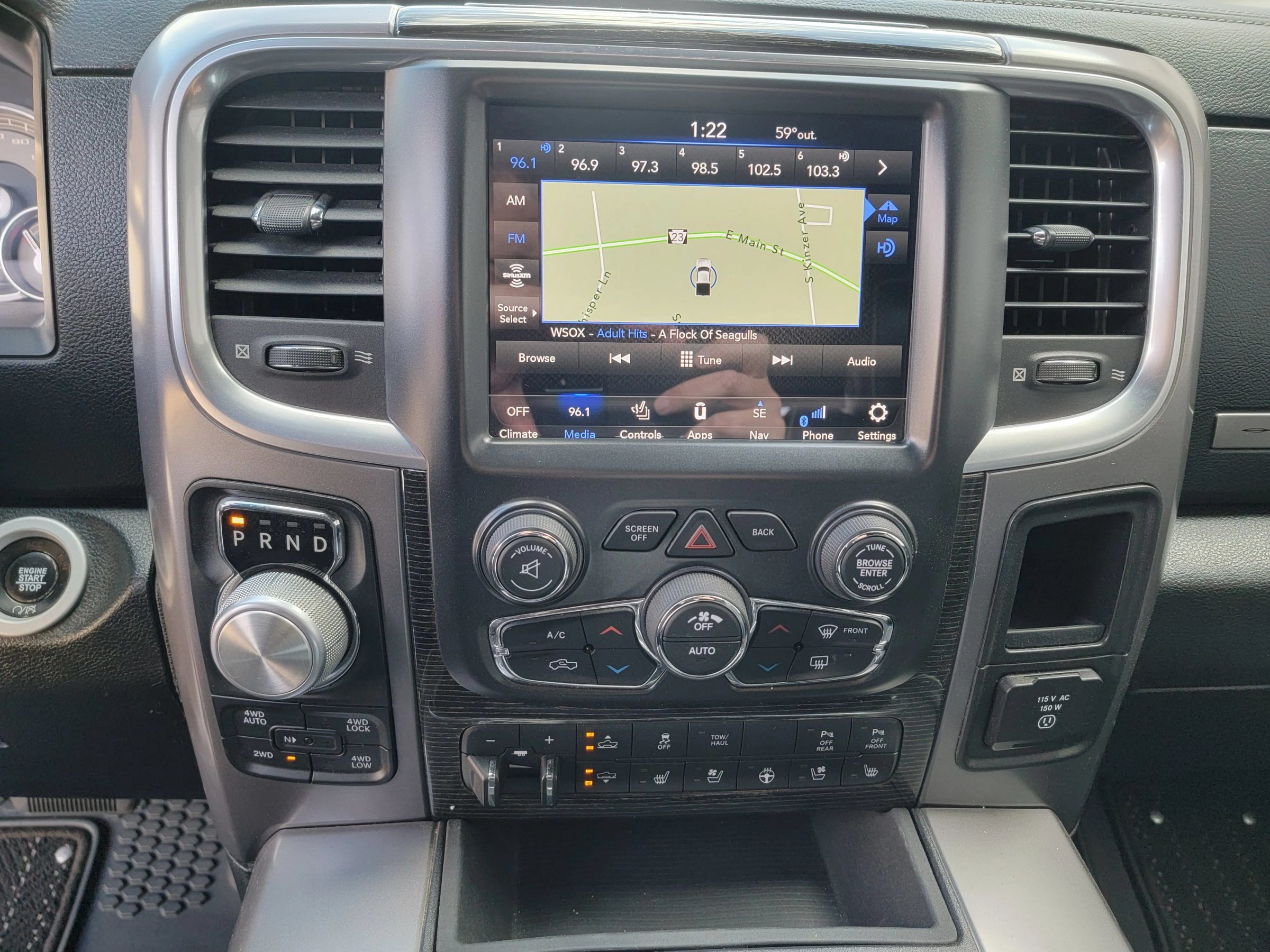 Used 2018 RAM 1500 Limited AWD/4WD image 29