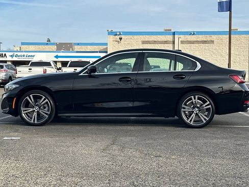 Used 2024 BMW 330i Sedan w/ Convenience Package image 6