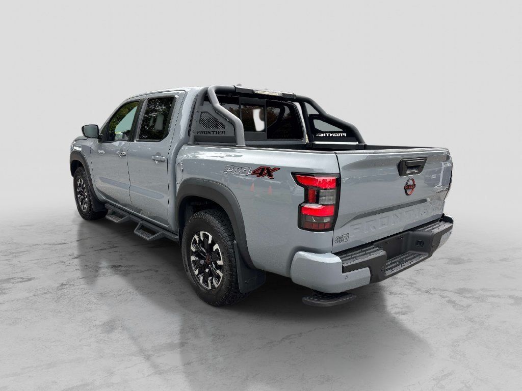 Certified 2022 Nissan Frontier PRO-4X w/ Technology Package AWD/4WD image 3