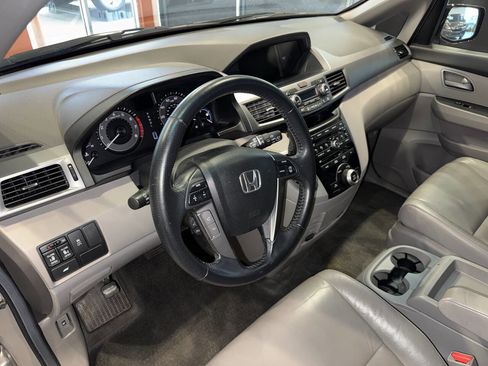 Used 2011 Honda Odyssey EX-L image 25