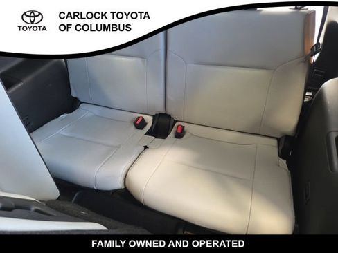 Used 2024 Mitsubishi Outlander SEL AWD/4WD image 16