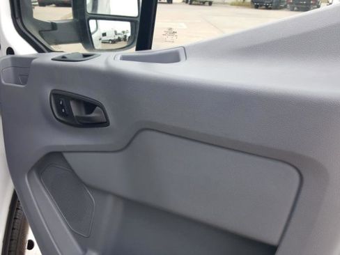 Used 2019 Ford Transit 350 138 DRW w/ Exterior Upgrade Package RWD image 24