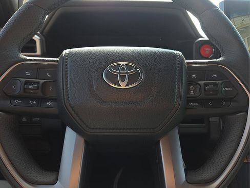 New 2026 Toyota 4Runner TRD Off-Road Premium AWD/4WD image 25