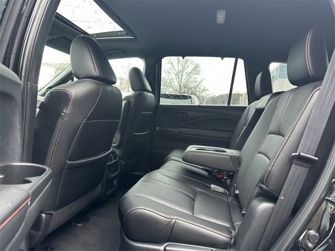 Used 2023 Honda Passport TrailSport image 19