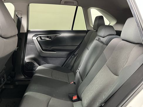 Used 2023 Toyota RAV4 XLE AWD/4WD image 14