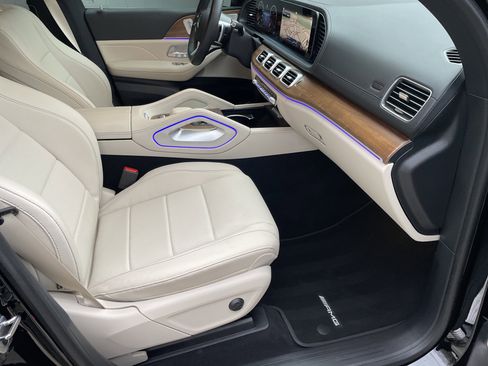 Certified 2025 Mercedes-Benz GLS 450 4MATIC w/ AMG Line Exterior image 52