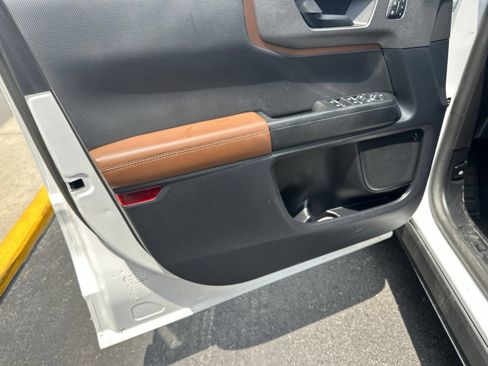 Used 2025 Ford Bronco Sport Outer Banks w/ Outer Banks Tech Package+ AWD/4WD image 17