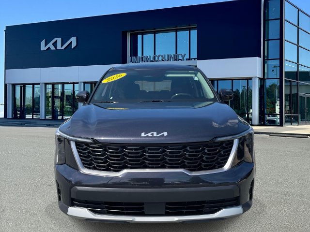 Certified 2026 Kia Sorento LX FWD image 2