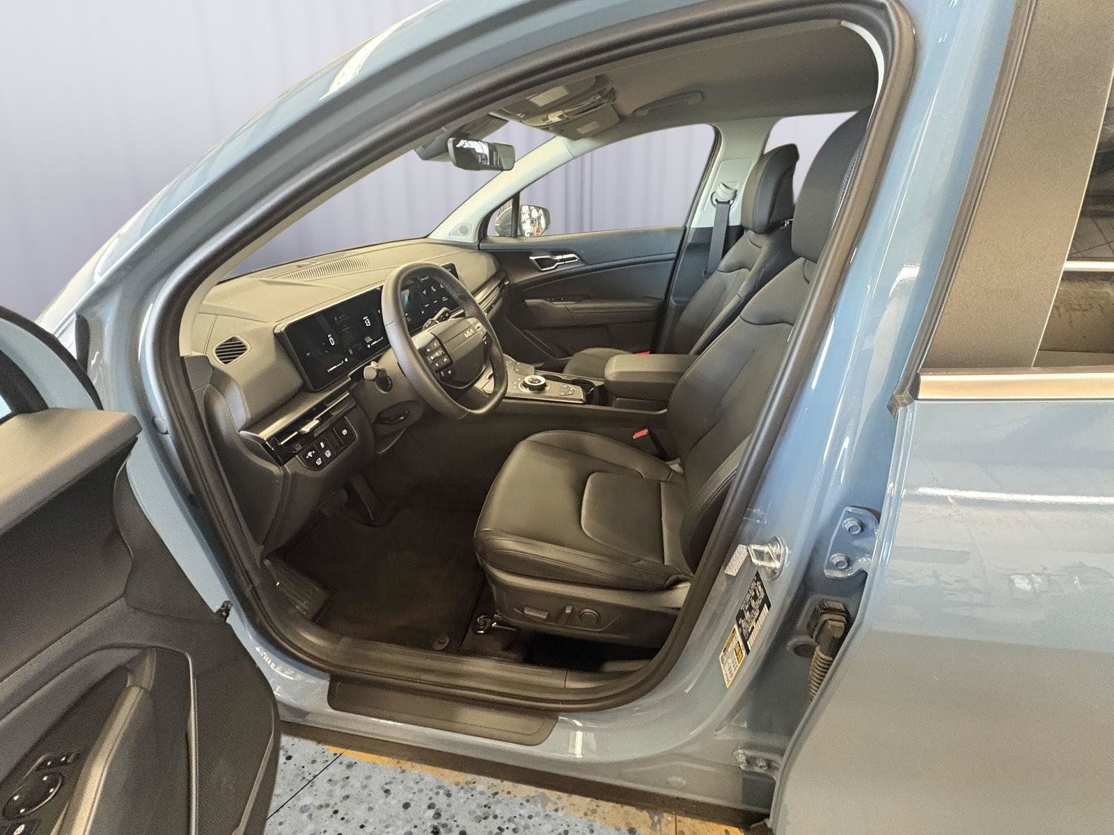 Certified 2026 Kia Sportage EX AWD/4WD image 23