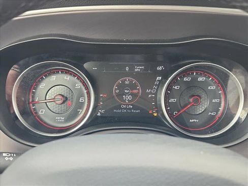 Used 2022 Dodge Charger SXT image 11