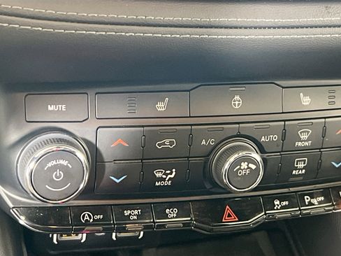 Used 2022 Dodge Durango GT image 20