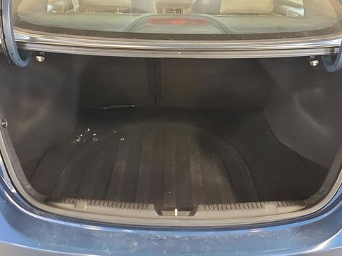 Used 2016 Hyundai Elantra SE image 27