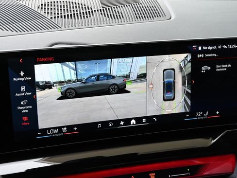 Used 2026 BMW i5 eDrive40 w/ M Sport Package image 33