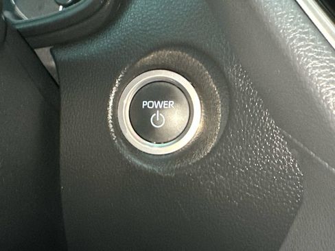 Used 2023 Toyota Corolla Cross AWD Hybrid image 28