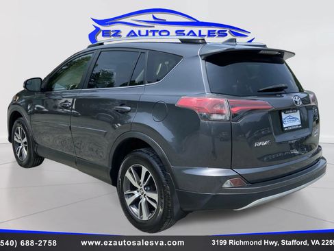 Used 2017 Toyota RAV4 XLE w/ Plus Special Value Package AWD/4WD image 7