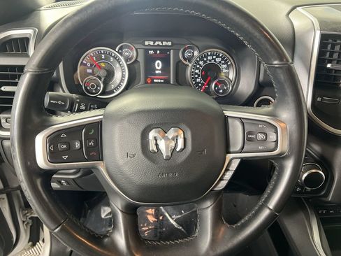Used 2019 RAM 1500 Big Horn AWD/4WD image 12
