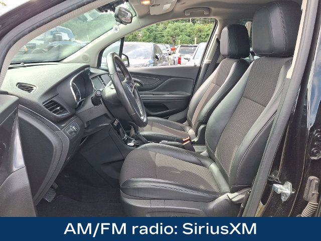 Used 2019 Buick Encore Preferred AWD/4WD image 2