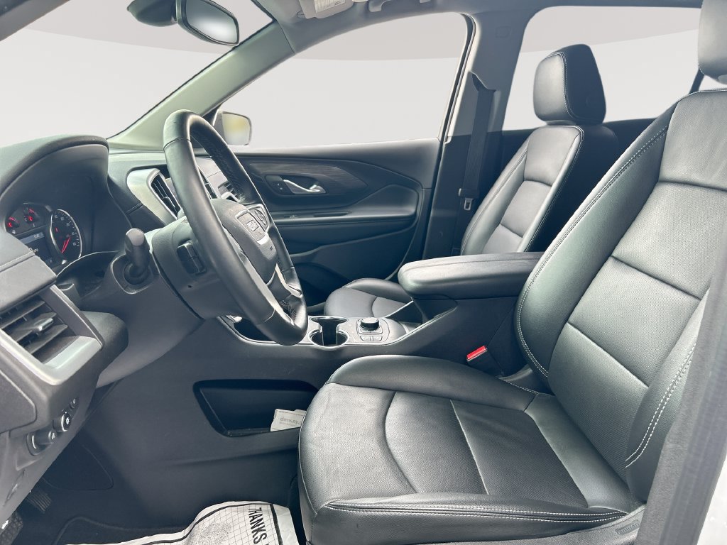 Used 2024 GMC Terrain SLT AWD/4WD image 22