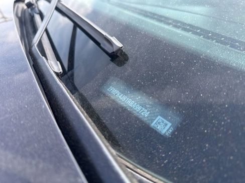 Used 2024 Ford Edge SEL image 25