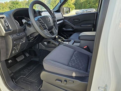 New 2026 Nissan Frontier SV w/ SV Convenience Package image 7
