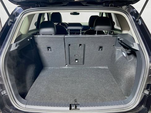 Used 2024 Volkswagen Taos SE image 24