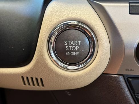 Used 2016 Lexus ES 350 w/ Luxury Package w/Wood Trim FWD image 23