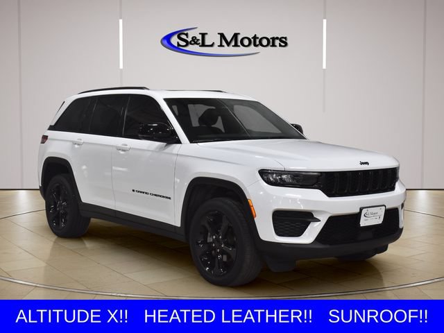 Used 2024 Jeep Grand Cherokee Altitude AWD/4WD image 1