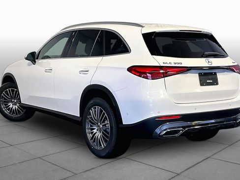 New 2026 Mercedes-Benz GLC 300 4MATIC image 3