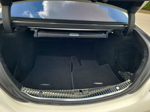 Used 2020 Mercedes-Benz S 560 Sedan image 9
