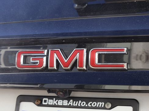 New 2026 GMC Acadia Elevation w/ Elevation Premium Package image 18