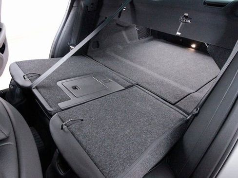 Certified 2023 Volvo S60 T8 Plus image 31