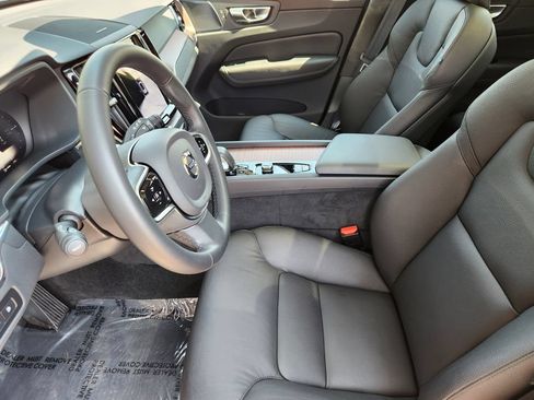 Used 2024 Volvo XC60 T8 Plus w/ Protection Package Premier AWD/4WD image 4