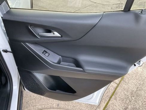 New 2025 Chevrolet Equinox LT w/ Midnight Edition image 31