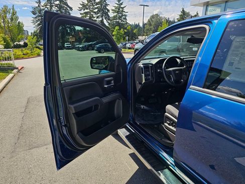 Used 2017 Chevrolet Silverado 1500 LT w/ All Star Edition AWD/4WD image 18