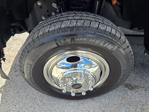 Used 2025 Ford F350 XL w/ XL Driver Assist Package image 10