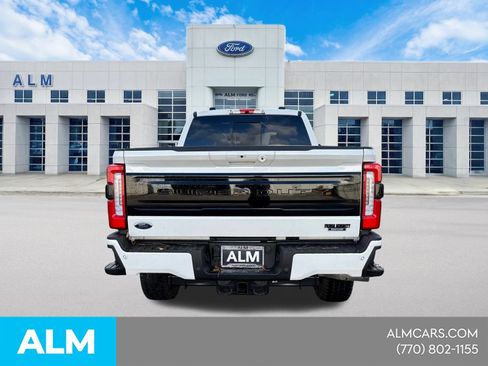 Used 2025 Ford F250 Platinum w/ Snow Plow Prep Package AWD/4WD image 9
