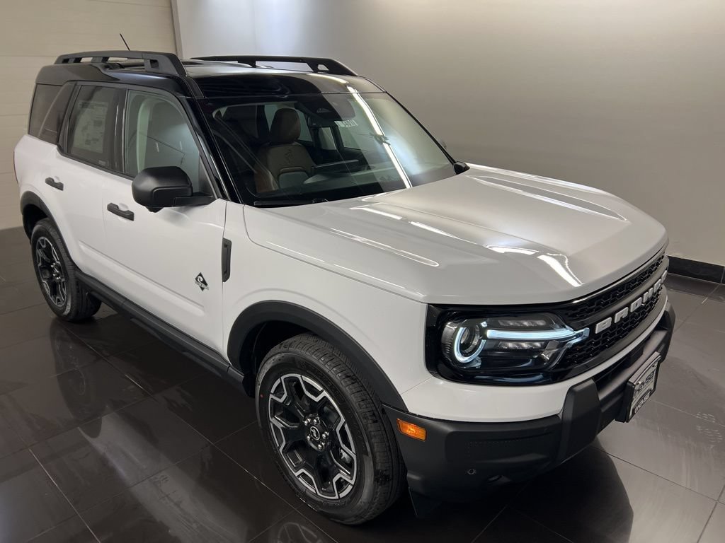 New 2026 Ford Bronco Sport Outer Banks w/ Outer Banks Tech Package+ AWD/4WD image 1