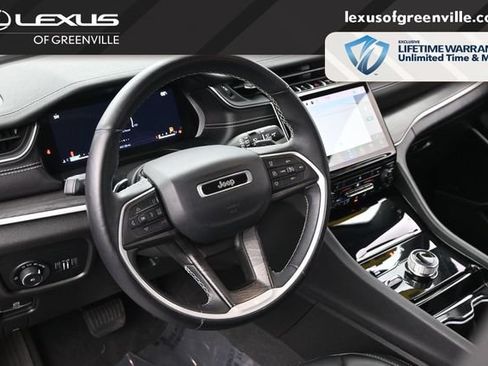 Used 2022 Jeep Grand Cherokee L Limited AWD/4WD image 21
