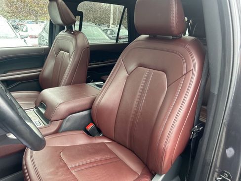 Used 2024 Ford Expedition Max Limited image 26