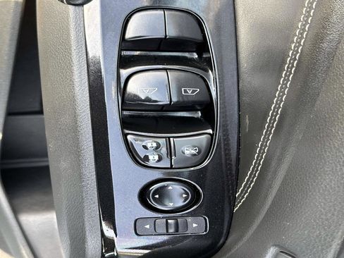 Used 2020 Nissan Altima 2.0 Platinum image 19