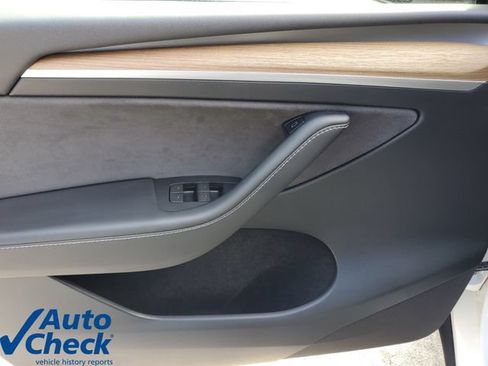 Used 2023 Tesla Model Y Long Range AWD/4WD image 15