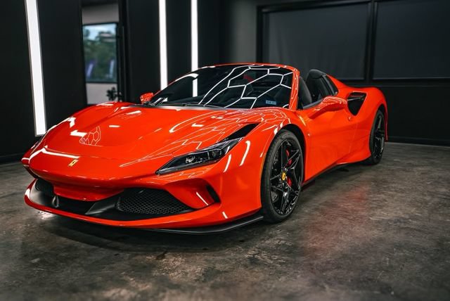 Used 2021 Ferrari F8 Tributo RWD image 1